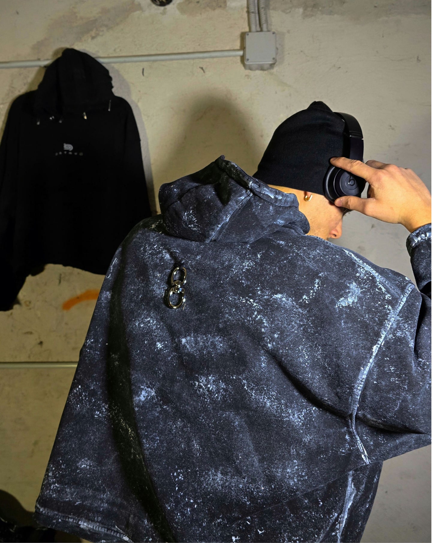 Hook Hoodie Black